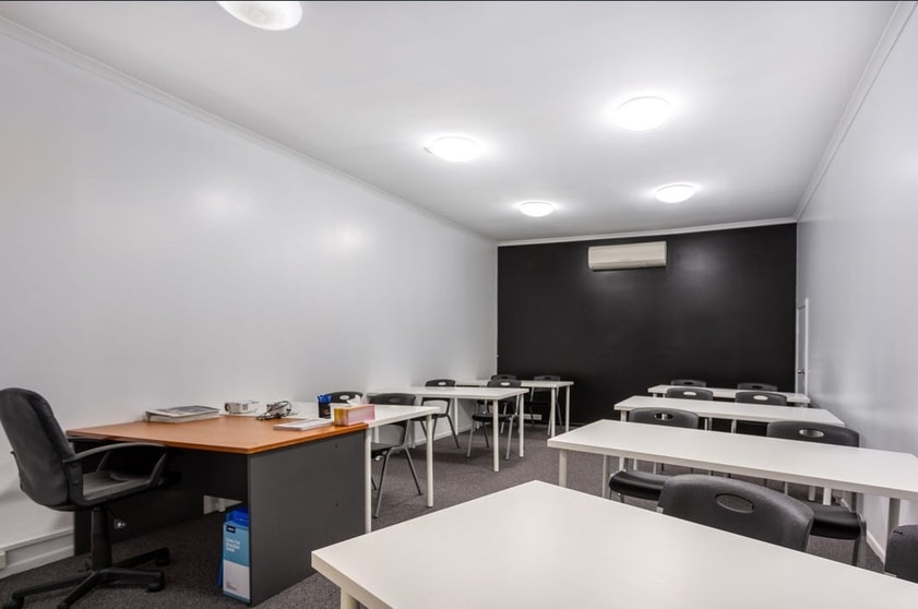 Click to view all images 14B Cambridge Street Rockhampton City QLD 4700 - Image 2