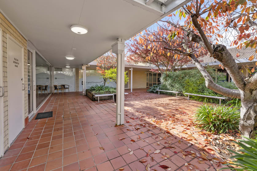 Click to view all images 15/5 Mckay Gardens Turner ACT 2612 - Image 2