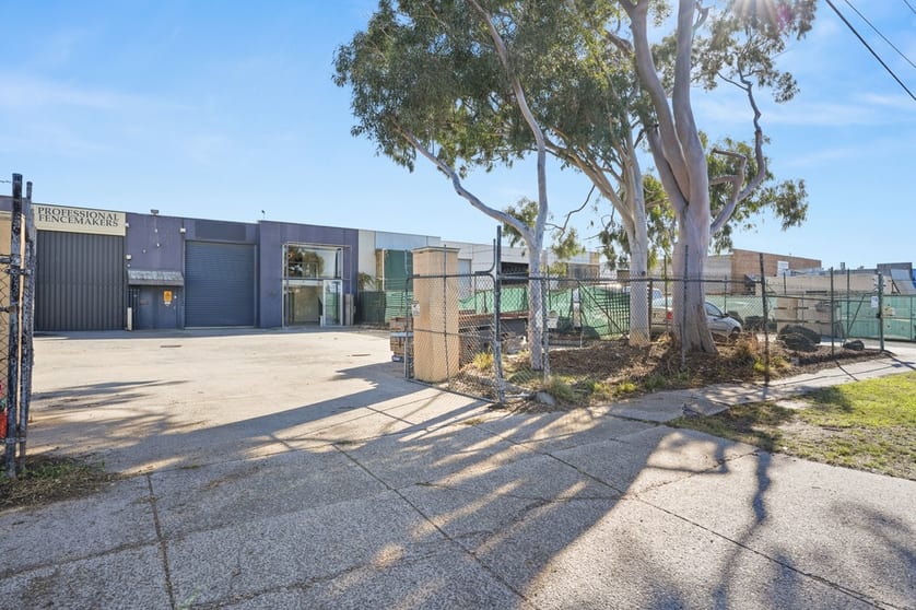 Click to view all images 13a Prestige Drive Clayton South VIC 3169 - Image 3
