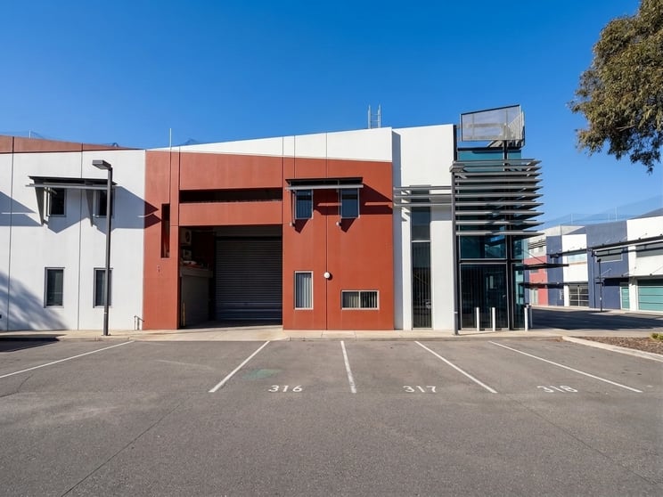 Click to view all images E1 / 63-85 Turner Street Port Melbourne VIC 3207 - Image 2