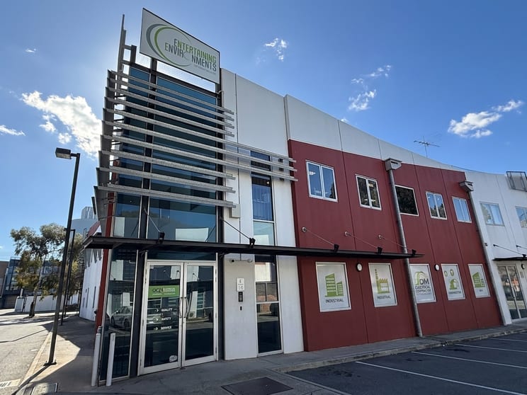 Click to view all images E1 / 63-85 Turner Street Port Melbourne VIC 3207 - Image 1