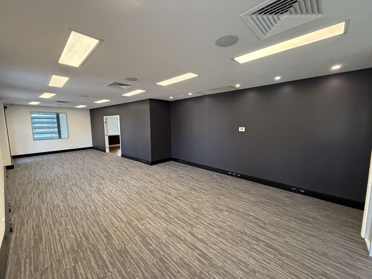 Click to view all images E1 / 63-85 Turner Street Port Melbourne VIC 3207 - Image 3