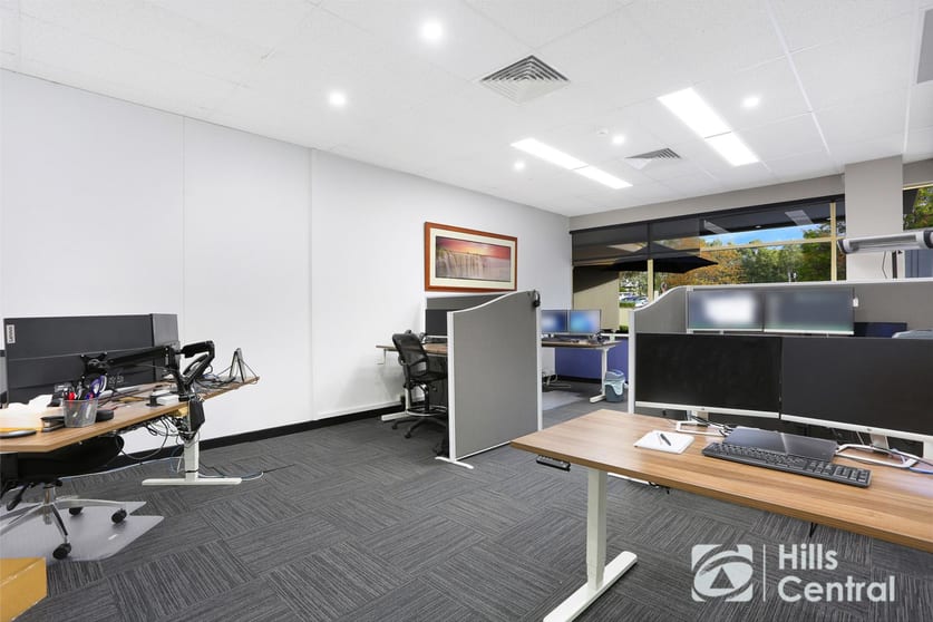 4B/1 Maitland Place Norwest NSW 2153 - Image 3