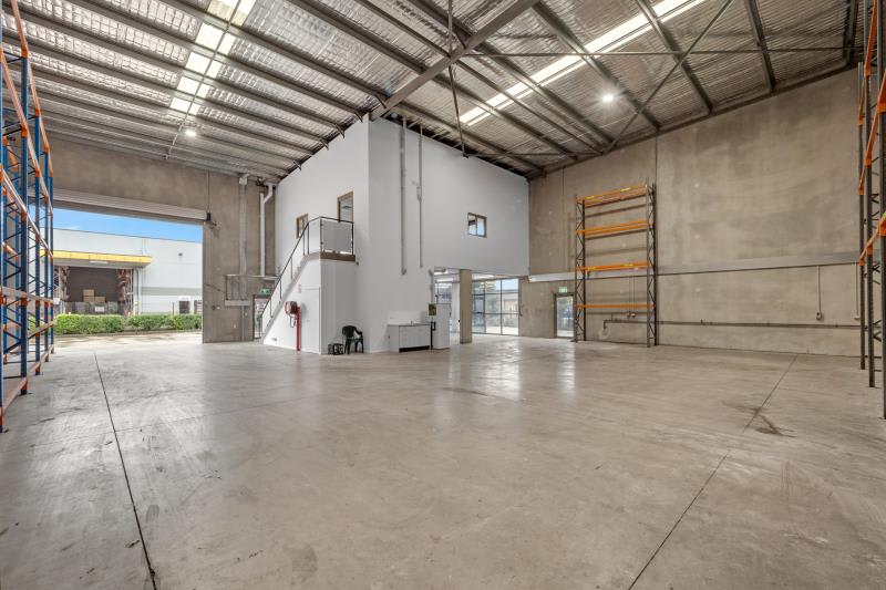Click to view all images Unit 24 & 25/16 Bernera Road Prestons NSW 2170 - Image 3
