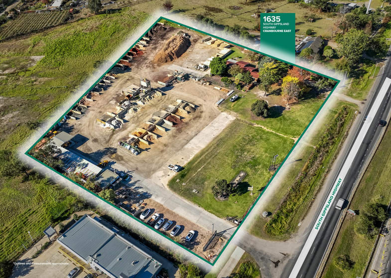 Click to view all images 1635 South Gippsland Highway Cranbourne East VIC 3977 - Image 3