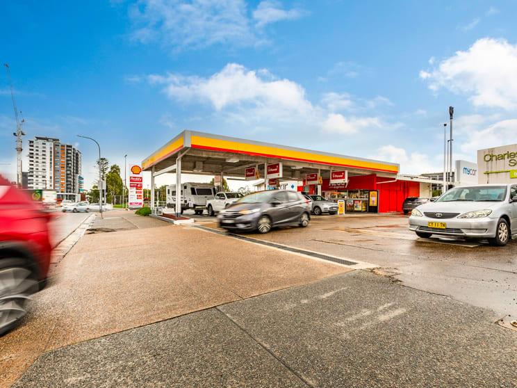 Click to view all images 128 Pacific Highway Charlestown NSW 2290 - Image 2