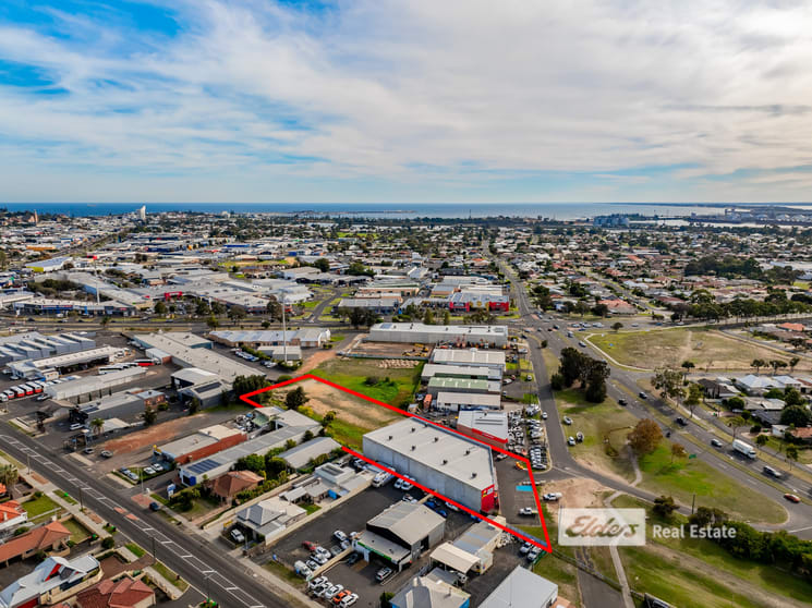 Click to view all images 22 Hawkins Street East Bunbury WA 6230 - Image 3