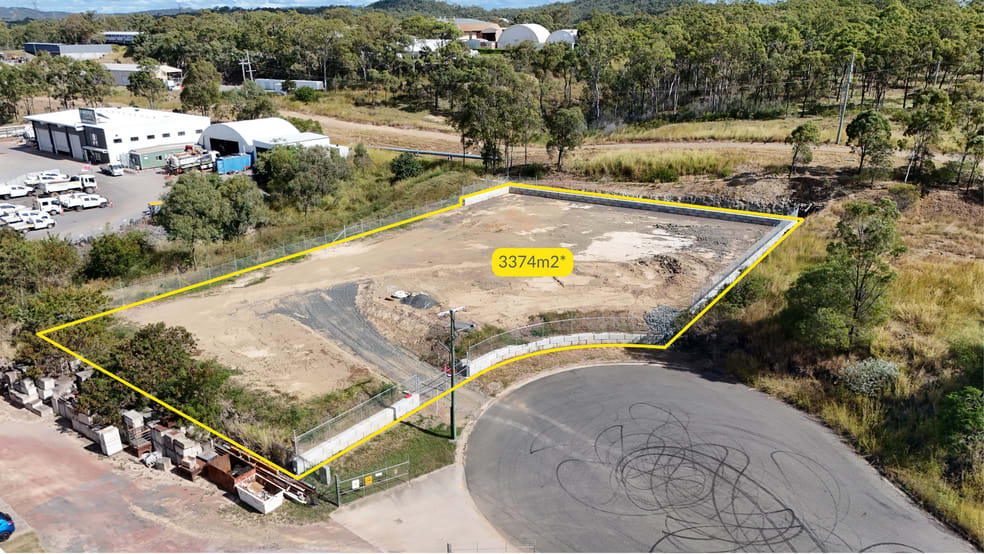 Click to view all images 10 Anson Close Toolooa QLD 4680 - Image 1