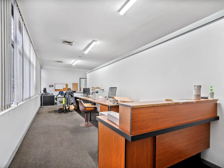 Click to view all images 27 Hoskins Avenue Bankstown NSW 2200 - Image 3