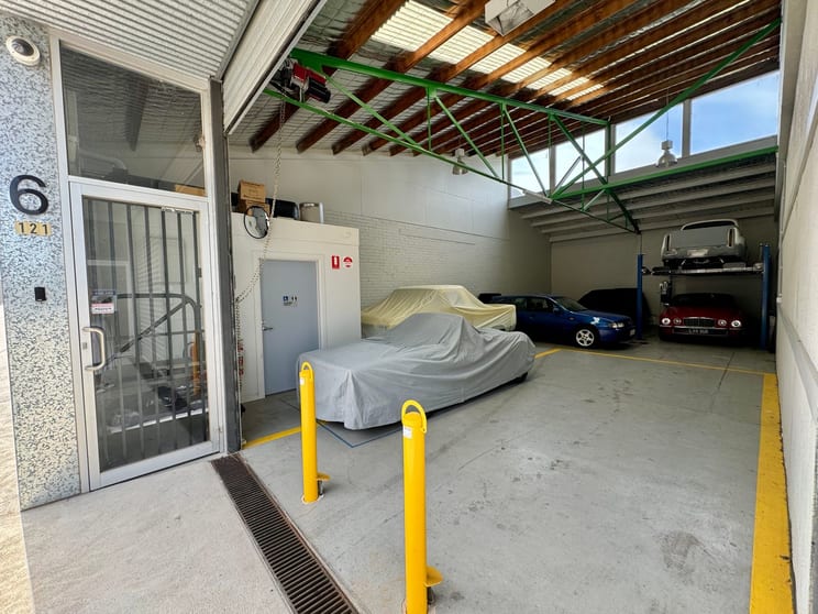 Click to view all images 6/121 Chesterville Road Highett VIC 3190 - Image 2