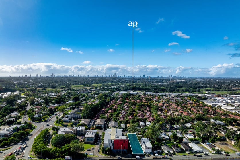 8 Railway Parade Nerang QLD 4211 - Image 2