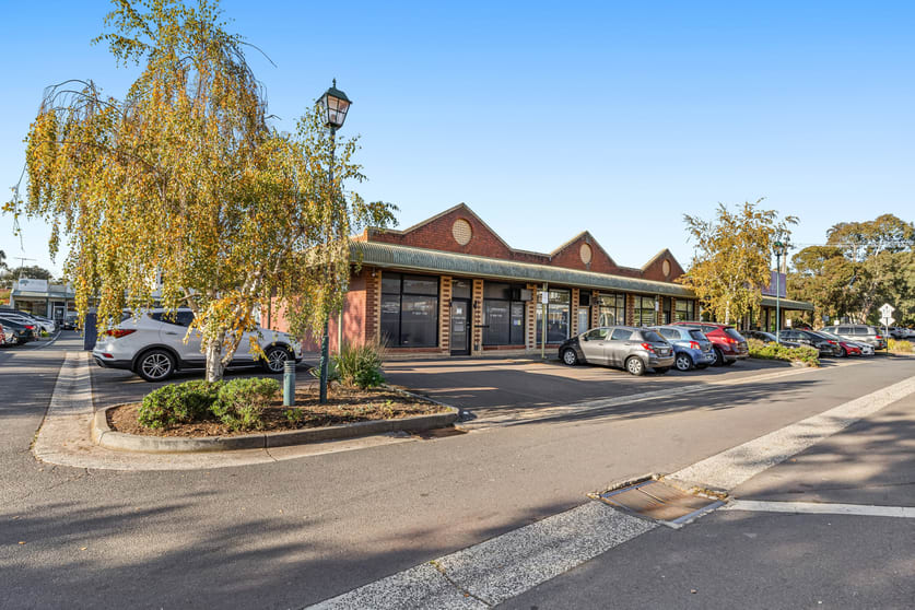 5/17 Arabin Street Keilor VIC 3036 - Image 2