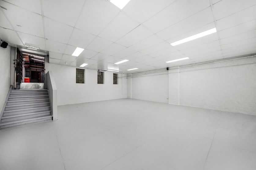 87 Main Street Croydon VIC 3136 - Image 2