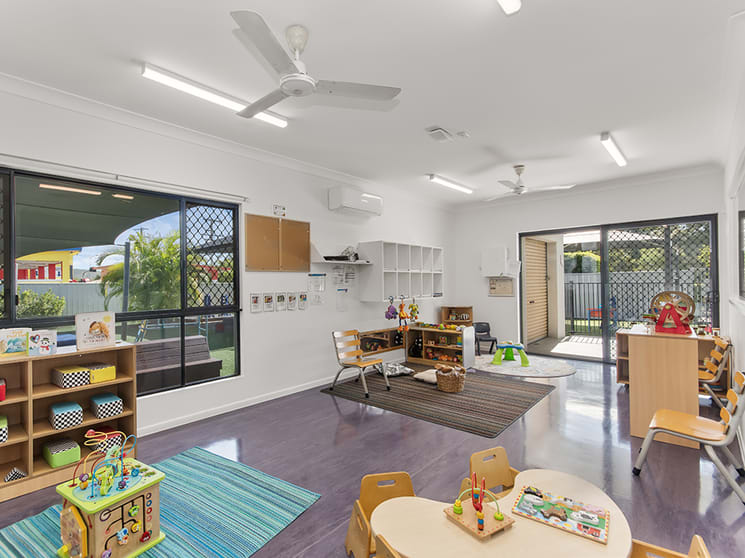 Click to view all images 9-13 Alice Street Cranbrook QLD 4814 - Image 3