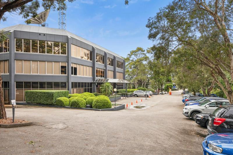 Click to view all images 12 Rodborough Road Frenchs Forest NSW 2086 - Image 1