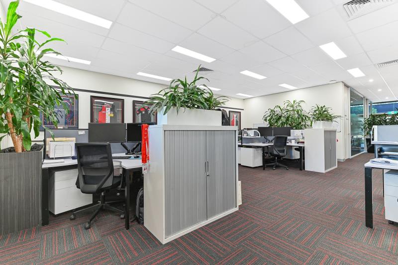 Click to view all images 22 Garden Boulevard Dingley Village VIC 3172 - Image 3