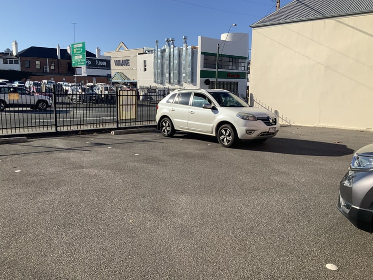 Click to view all images 4/18 Wellington Street Launceston TAS 7250 - Image 3