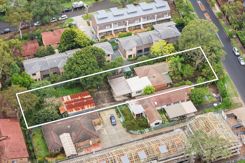 Click to view all images 15 Old Berowra Road Hornsby NSW 2077 - Image 2