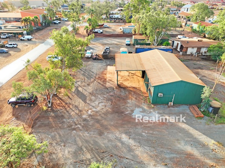 Click to view all images 4 Yanana Street Wedgefield WA 6721 - Image 2