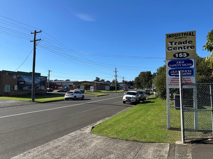 Click to view all images 5/153 Industrial Road Oak Flats NSW 2529 - Image 3