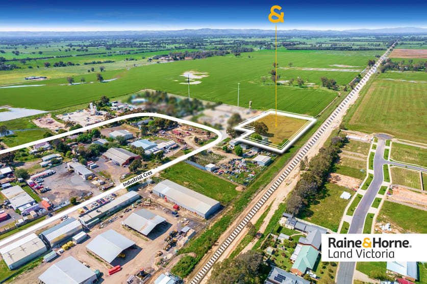 Click to view all images 15-17 Industrial Crescent Nagambie VIC 3608 - Image 2