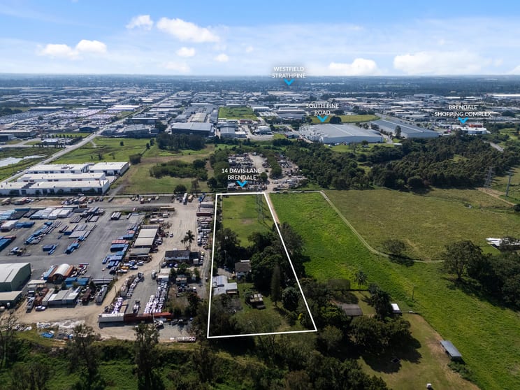 Click to view all images 14 Davis Lane Brendale QLD 4500 - Image 3