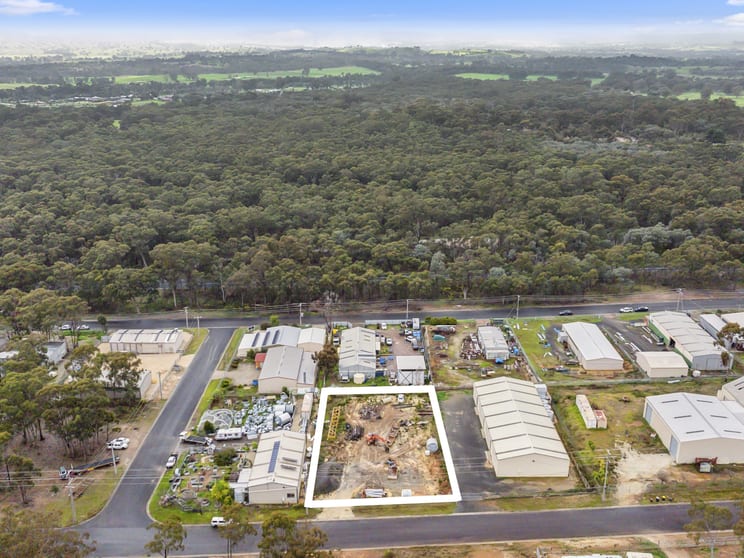 Click to view all images 19 DARCY STREET Seymour VIC 3660 - Image 2