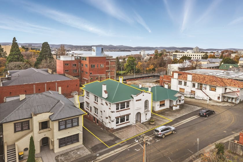 Click to view all images 4 Heathfield Avenue Hobart TAS 7000 - Image 1