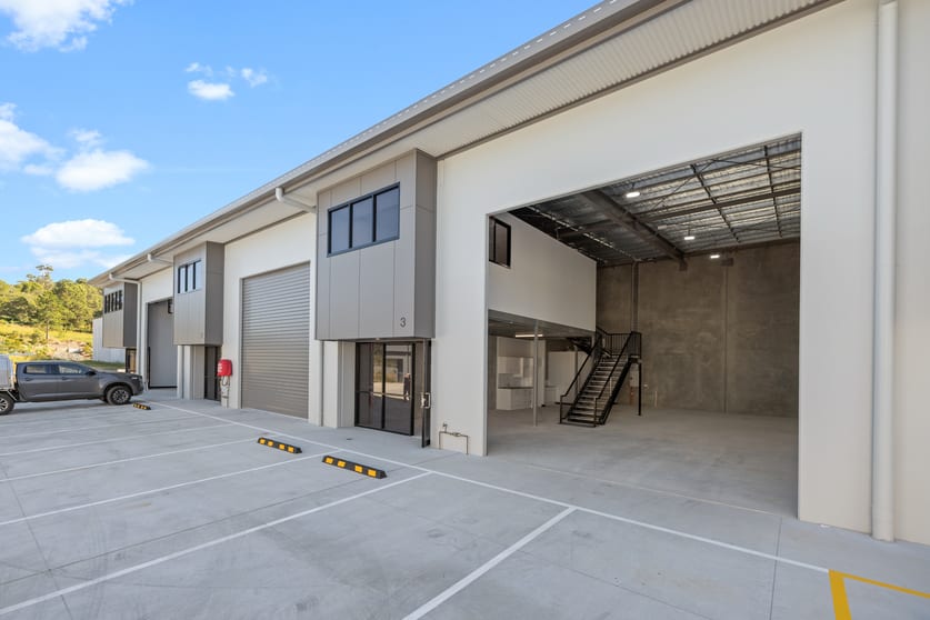 Click to view all images 3/82 Jardine Drive Redland Bay QLD 4165 - Image 1