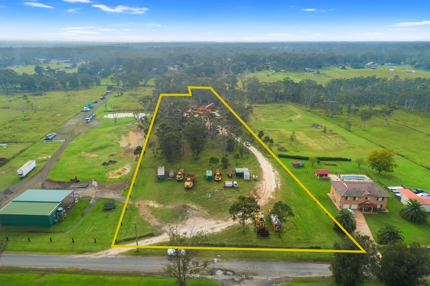 Click to view all images 296 Old Hawkesbury Road Vineyard NSW 2765 - Image 2