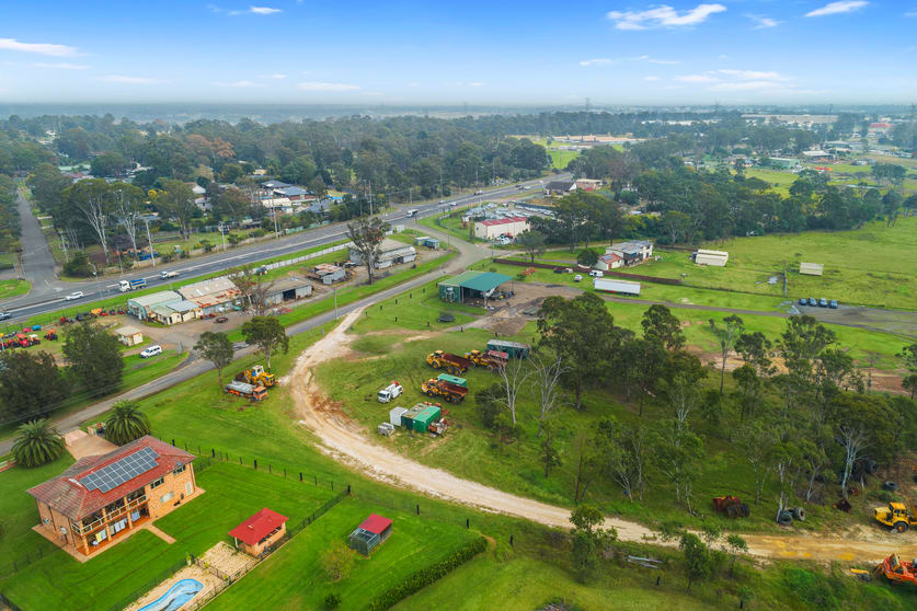 Click to view all images 296 Old Hawkesbury Road Vineyard NSW 2765 - Image 3