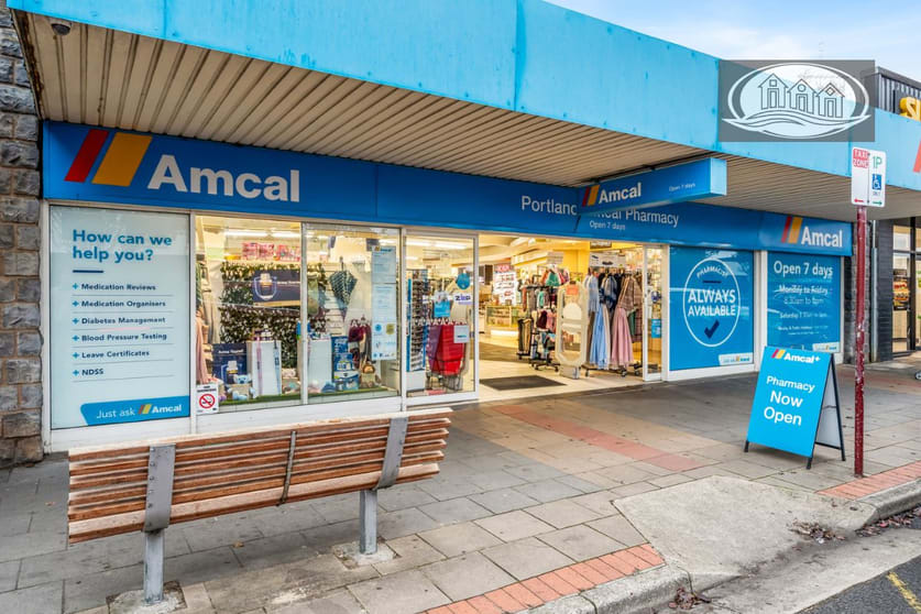Click to view all images 87 Percy Street Portland VIC 3305 - Image 2