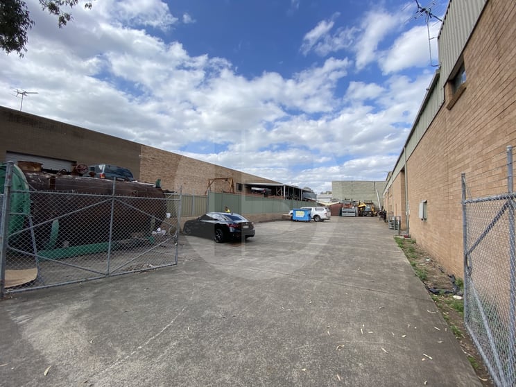 Click to view all images 13 TUCKS ROAD Seven Hills NSW 2147 - Image 3