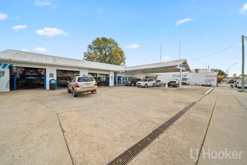 Click to view all images 159 Crawford Street Queanbeyan NSW 2620 - Image 3