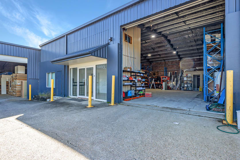 Click to view all images Unit 2/65 Munibung Road Cardiff NSW 2285 - Image 1