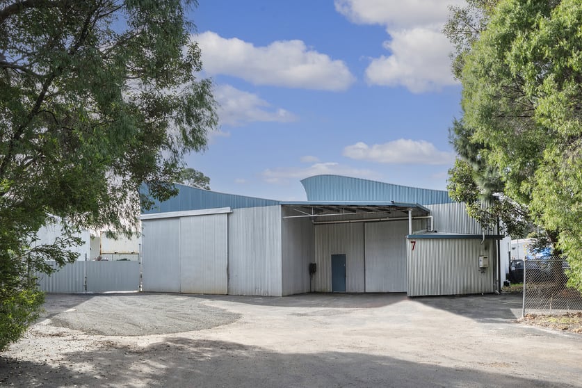 Click to view all images 7 Minchin Way Margaret River WA 6285 - Image 1