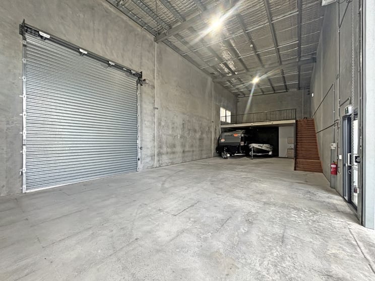 Click to view all images 7/9 Corporate Place Landsborough QLD 4550 - Image 2
