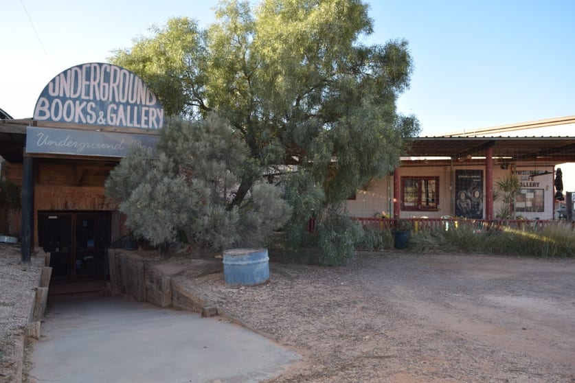 Click to view all images Lot 4 Post Office Hill Coober Pedy SA 5723 - Image 1
