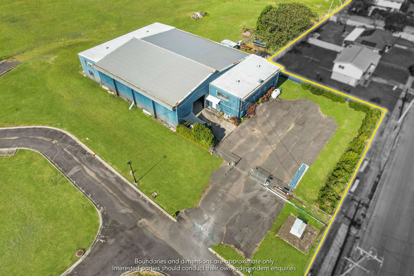 Click to view all images 84 Chubb Street One Mile QLD 4305 - Image 3