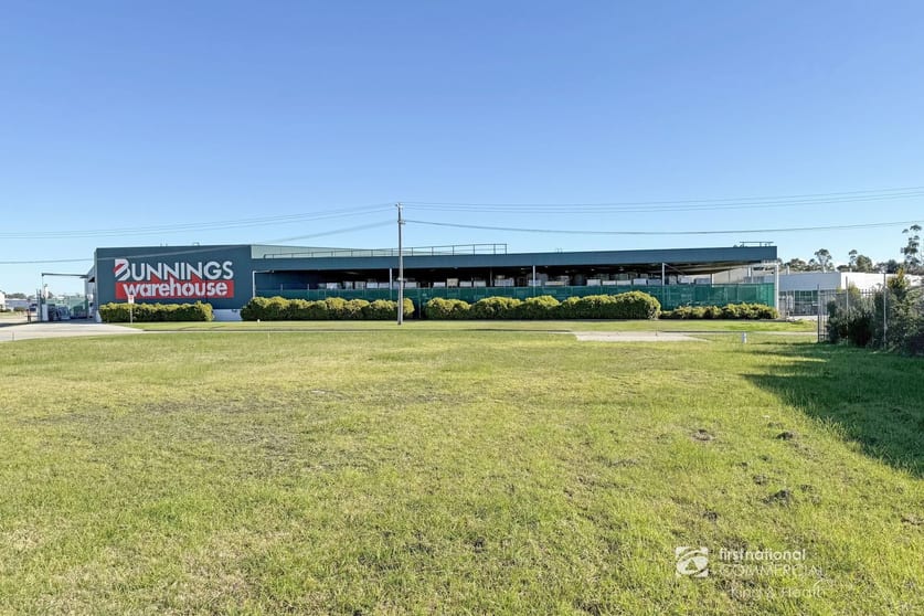 Click to view all images 3C Radford Place Bairnsdale VIC 3875 - Image 1