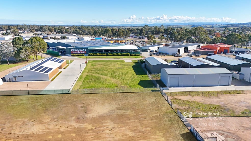 Click to view all images 3C Radford Place Bairnsdale VIC 3875 - Image 3