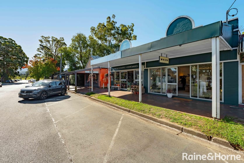 Click to view all images 11 & 12/16 Alexandra Street Berry NSW 2535 - Image 3