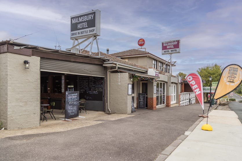Click to view all images 85 Mollison Street Malmsbury VIC 3446 - Image 2
