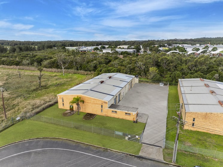 Click to view all images 30 Lucca Road & 1 Pavitt Crescent Wyong NSW 2259 - Image 3