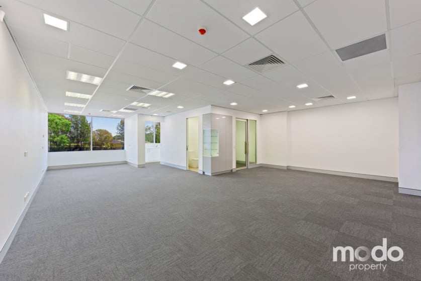 Click to view all images 12/240 Plenty Road Bundoora VIC 3083 - Image 2
