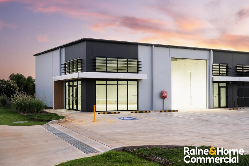 Click to view all images 4/1 Capital Drive Dubbo NSW 2830 - Image 1