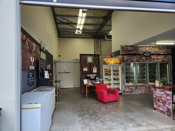 Click to view all images UNIT 21/2 Pitt Way Booragoon WA 6154 - Image 2