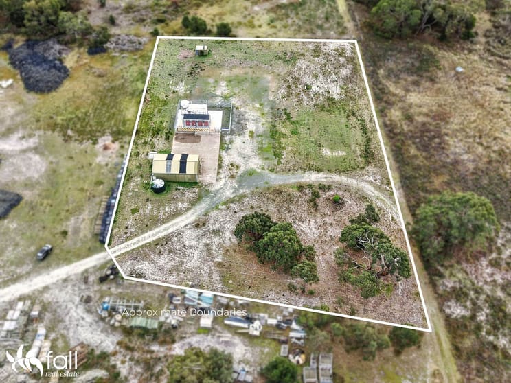 Click to view all images 1/280 Bicheno Street Clifton Beach TAS 7020 - Image 1