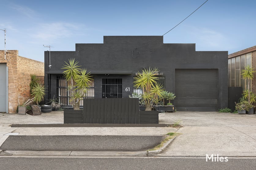 Click to view all images 61 Mologa Road Heidelberg West VIC 3081 - Image 1