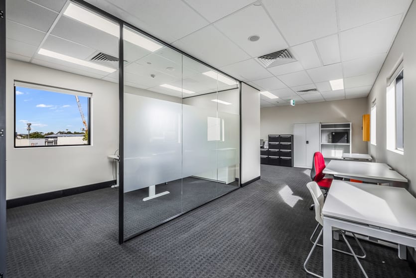 Click to view all images 12/108 Old Pittwater Road Brookvale NSW 2100 - Image 2